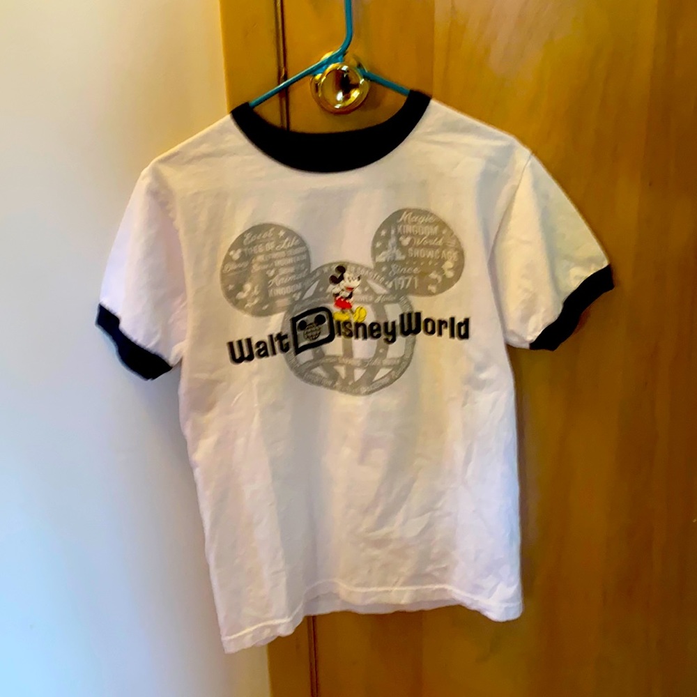 Vintage vintage Walt Disney World T-shirt